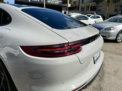 2018 Porsche Panamera 4 E-Hybrid - Photo 34 - Van Nuys, CA 91406
