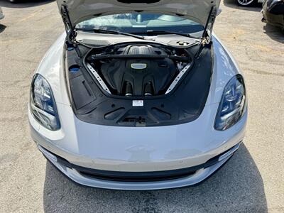 2018 Porsche Panamera 4 E-Hybrid - Photo 40 - Van Nuys, CA 91406