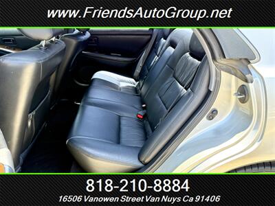 2000 Lexus ES 300 - Photo 15 - Van Nuys, CA 91406