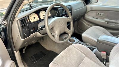 2003 Toyota Tacoma PreRunner V6   - Photo 5 - Van Nuys, CA 91406