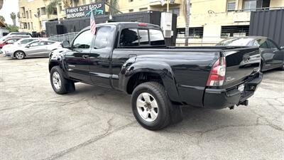 2010 Toyota Tacoma PreRunner V6   - Photo 8 - Van Nuys, CA 91406