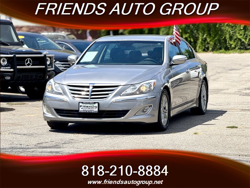 2013 Hyundai Genesis 3.8L - Photo 1 - Van Nuys, CA 91406