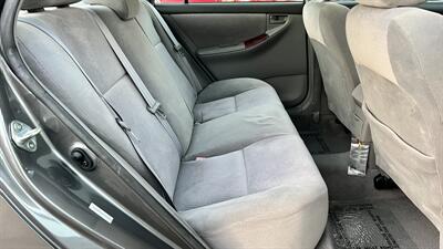 2005 Toyota Corolla LE   - Photo 10 - Van Nuys, CA 91406