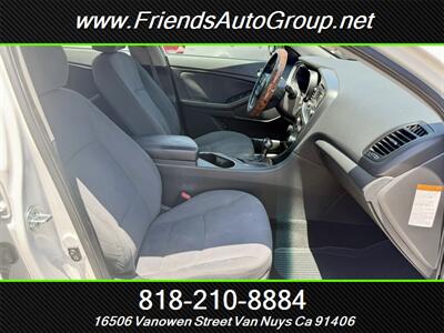 2015 Kia Optima Hybrid   - Photo 14 - Van Nuys, CA 91406