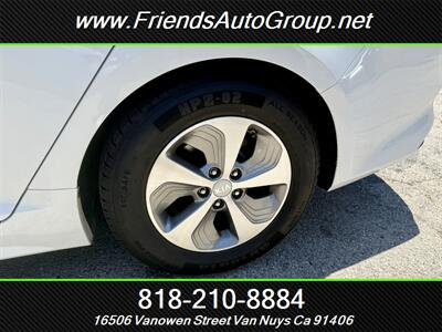 2015 Kia Optima Hybrid   - Photo 26 - Van Nuys, CA 91406