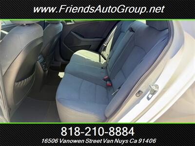 2015 Kia Optima Hybrid   - Photo 15 - Van Nuys, CA 91406