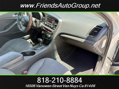 2015 Kia Optima Hybrid   - Photo 13 - Van Nuys, CA 91406
