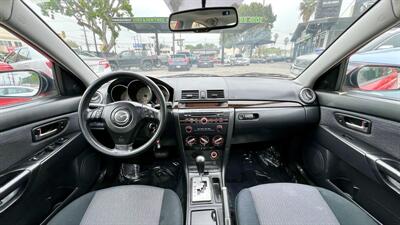 2007 Mazda Mazda3 i Sport   - Photo 11 - Van Nuys, CA 91406