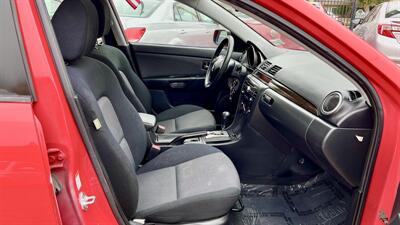 2007 Mazda Mazda3 i Sport   - Photo 8 - Van Nuys, CA 91406