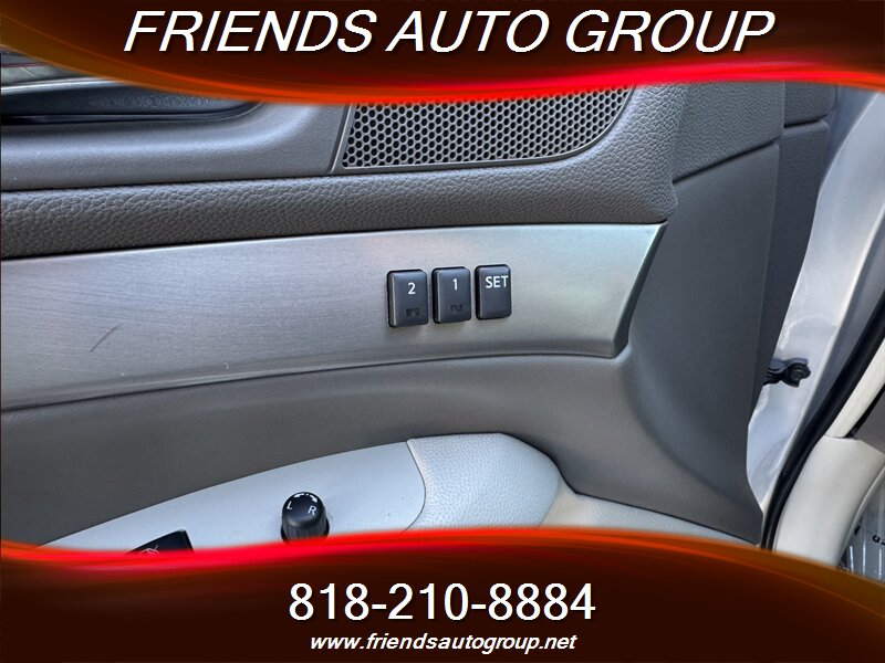 2012 Infiniti G37 Journey photo 13