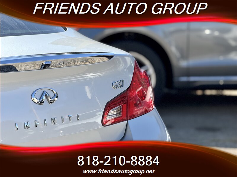 2012 Infiniti G37 Journey photo 17