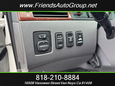 2006 Toyota Camry Solara SLE V6   - Photo 20 - Van Nuys, CA 91406