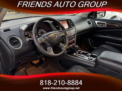 2013 Nissan Pathfinder Platinum   - Photo 13 - Van Nuys, CA 91406