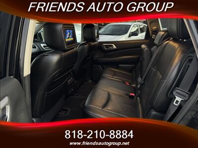 2013 Nissan Pathfinder Platinum   - Photo 18 - Van Nuys, CA 91406