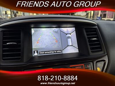 2013 Nissan Pathfinder Platinum   - Photo 24 - Van Nuys, CA 91406