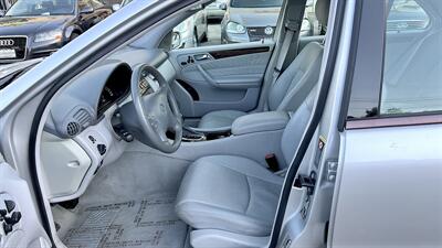 2001 Mercedes-Benz C 320   - Photo 6 - Van Nuys, CA 91406