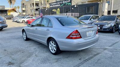 2001 Mercedes-Benz C 320   - Photo 4 - Van Nuys, CA 91406