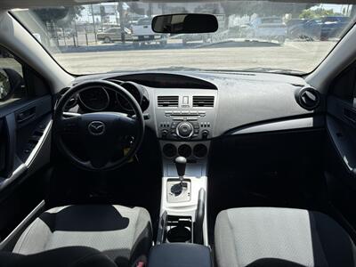 2010 Mazda Mazda3 i SV - Photo 15 - Van Nuys, CA 91406
