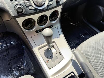 2010 Mazda Mazda3 i SV - Photo 20 - Van Nuys, CA 91406
