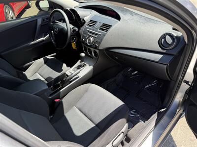 2010 Mazda Mazda3 i SV - Photo 12 - Van Nuys, CA 91406