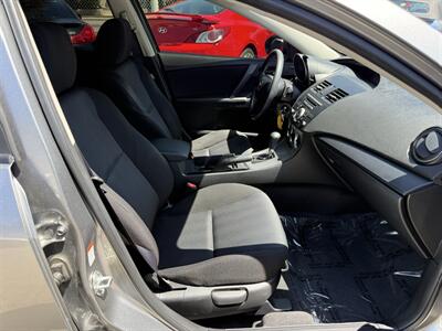 2010 Mazda Mazda3 i SV - Photo 13 - Van Nuys, CA 91406