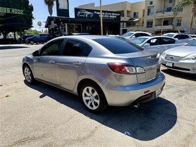 2010 Mazda Mazda3 i SV - Photo 9 - Van Nuys, CA 91406