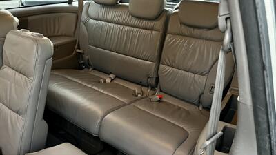 2010 Honda Odyssey EX-L   - Photo 11 - Van Nuys, CA 91406