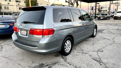 2010 Honda Odyssey EX-L   - Photo 4 - Van Nuys, CA 91406