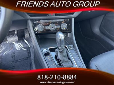 2019 Volkswagen Jetta SE   - Photo 24 - Van Nuys, CA 91406