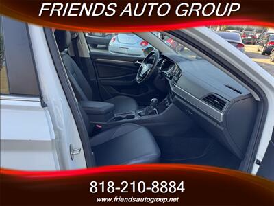 2019 Volkswagen Jetta SE   - Photo 14 - Van Nuys, CA 91406