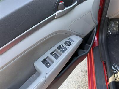 2020 Hyundai ELANTRA SEL   - Photo 18 - Van Nuys, CA 91406