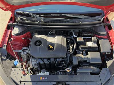 2020 Hyundai ELANTRA SEL   - Photo 26 - Van Nuys, CA 91406