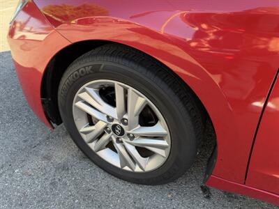 2020 Hyundai ELANTRA SEL   - Photo 27 - Van Nuys, CA 91406
