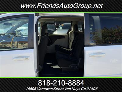 2016 Dodge Grand Caravan SXT   - Photo 15 - Van Nuys, CA 91406