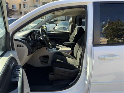 2016 Dodge Grand Caravan SXT   - Photo 11 - Van Nuys, CA 91406