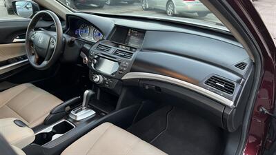 2013 Honda Crosstour EX-L V6   - Photo 15 - Van Nuys, CA 91406