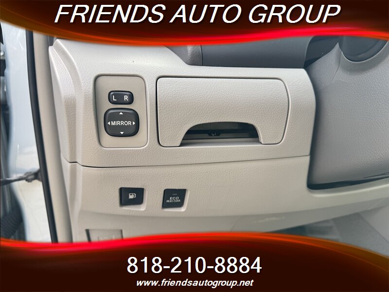 2009 Toyota Camry Hybrid photo 16