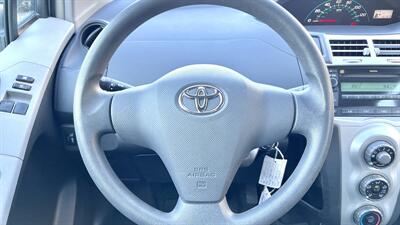 2007 Toyota Yaris   - Photo 13 - Van Nuys, CA 91406