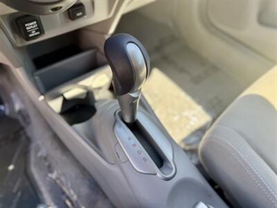 2010 Honda Insight EX w/Navi - Photo 21 - Van Nuys, CA 91406