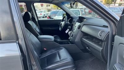 2011 Honda Pilot Touring   - Photo 14 - Van Nuys, CA 91406