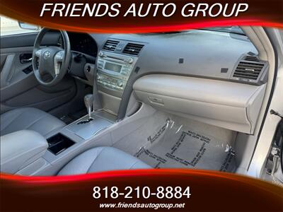 2008 Toyota Camry Hybrid   - Photo 9 - Van Nuys, CA 91406