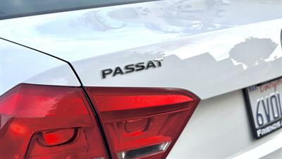 2012 Volkswagen Passat SE PZEV   - Photo 27 - Van Nuys, CA 91406