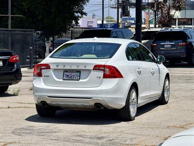 2012 Volvo S60 T5 - Photo 4 - Van Nuys, CA 91406