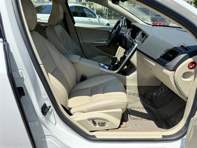 2012 Volvo S60 T5 - Photo 14 - Van Nuys, CA 91406