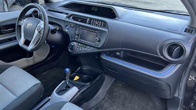 2013 Toyota Prius c Three   - Photo 13 - Van Nuys, CA 91406