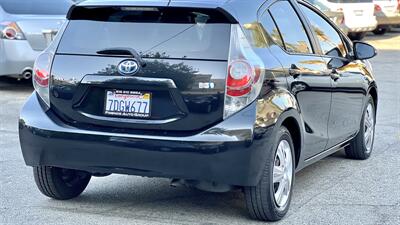 2013 Toyota Prius c Three   - Photo 3 - Van Nuys, CA 91406