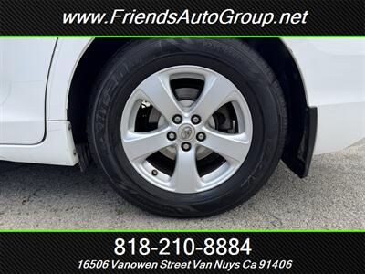 2012 Toyota Sienna LE 8-Passenger   - Photo 26 - Van Nuys, CA 91406