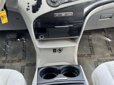 2012 Toyota Sienna LE 8-Passenger - Photo 23 - Van Nuys, CA 91406