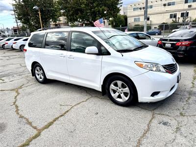 2012 Toyota Sienna LE 8-Passenger - Photo 7 - Van Nuys, CA 91406