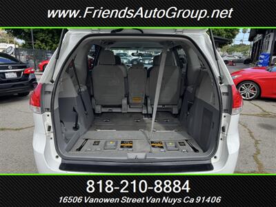 2012 Toyota Sienna LE 8-Passenger   - Photo 30 - Van Nuys, CA 91406